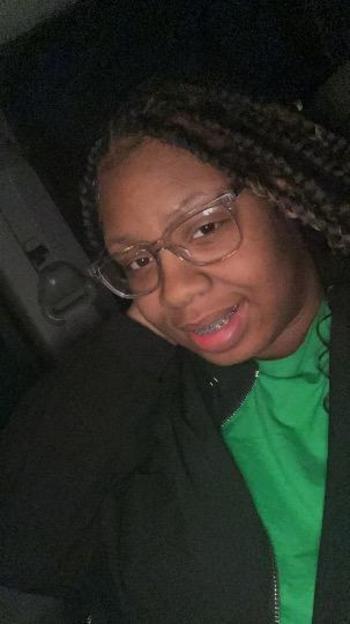 Kaila, 22  female escort, Lansing