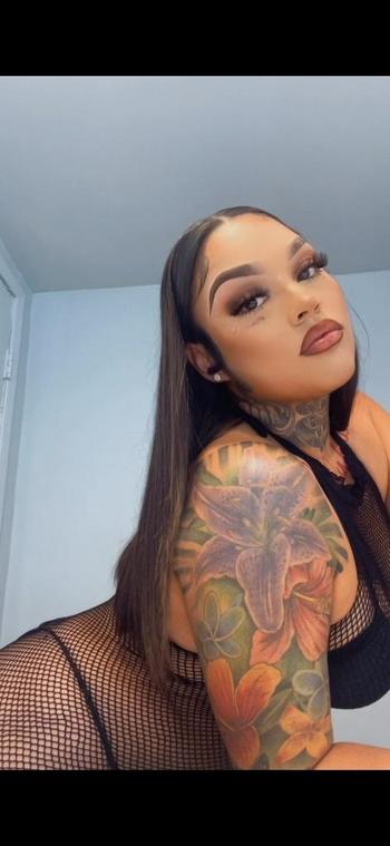 734-251-1795, 27  female escort, Lansing