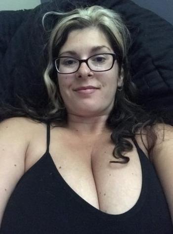 8108812438, female escort, Lansing
